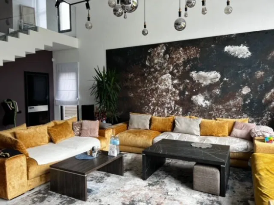 Продаж Будинок на Княгіні Ольги 