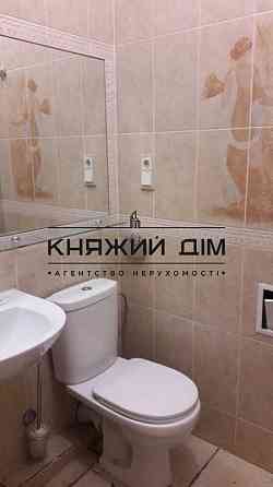 Оренда офісне приміщення на Мазепы Ивана ул. поверх - 1/4 Kiev