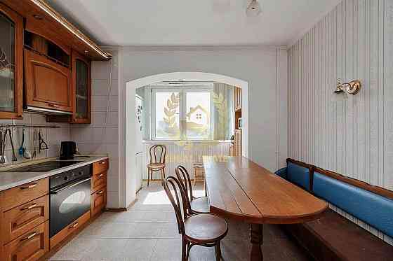 Продаж 4к квартири по вул. Василя Порика Kiev