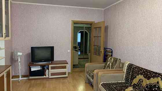 Оренда Квартира 2-кімнатна, 12/22 поверх на Григоренко Петра просп., 18а Київ