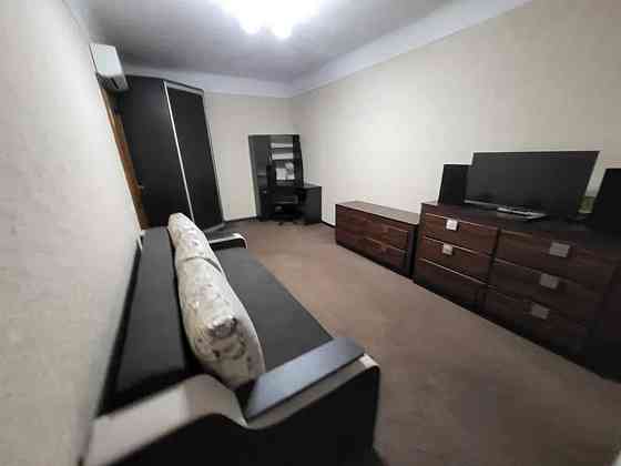 Оренда Квартира 1-кімнатна, 5/5 поверх на Щербаківського, 35 Киев