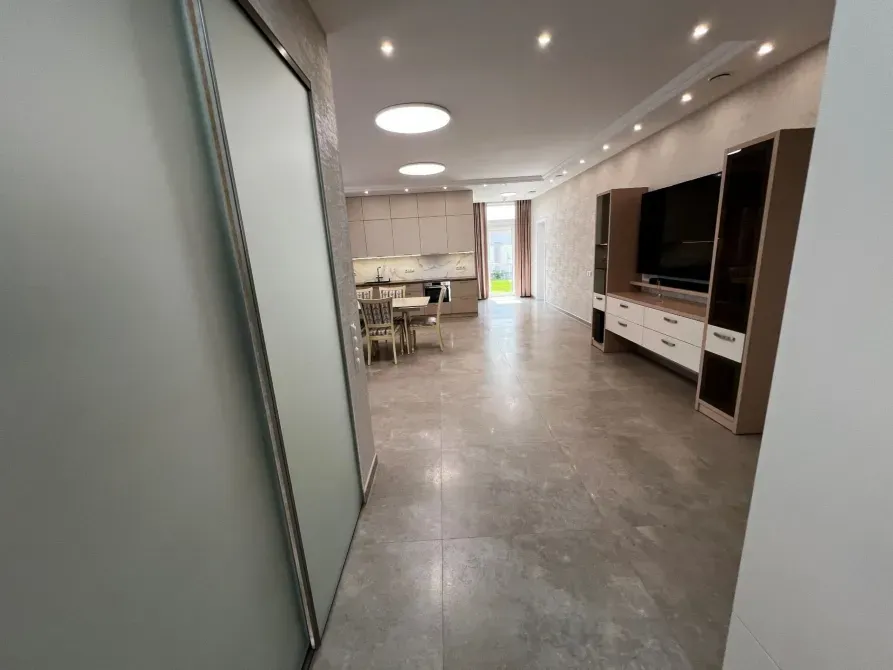 Продаж 1-поверховий Котедж з ділянкою 6 сот 209.3 кв.м 4 кімн.  Виноградів - фото 12