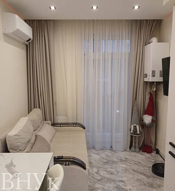 Продаж Квартира 1-кімнатна, 2/3 поверх на Хіри О. Uzhhorod - photo 2