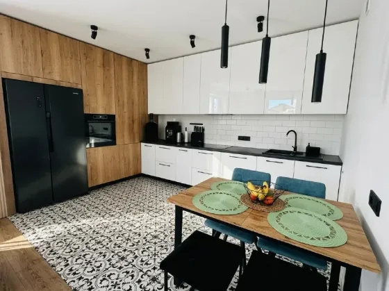 Продаж 3к Квартира 103.1 кв.м Шоколад Івано-Франківськ