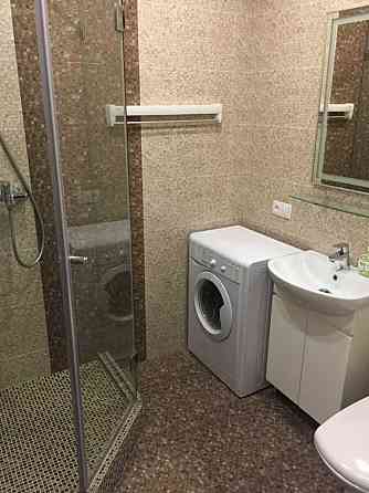 Оренда Квартира 1-кімнатна, 5/18 поверх на Харьковское шоссе, 152 Kiev