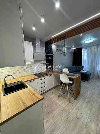 Продаж Квартира 2-кімнатна, 12/19 поверх на вул. Гвардійців Широнінців Харьков