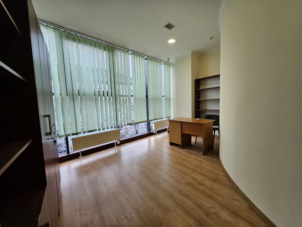 Оренда офісне приміщення на Військових ветеранів поверх - 3/4 Ивано-Франковск - изображение 8