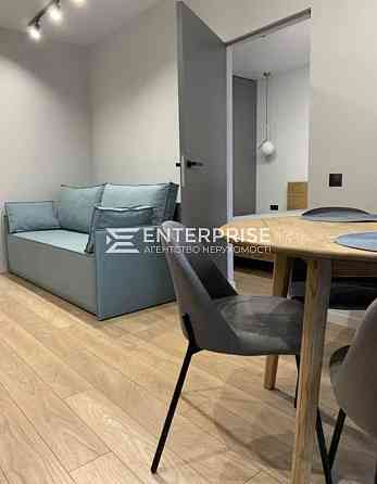 Продаж Квартира 1-кімнатна, 5/9 поверх на вул. Салютная Київ