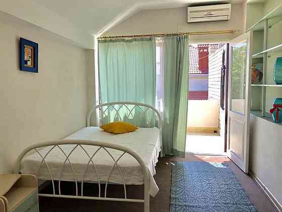 Продаж Будинок 6-кімнатний на Крутоярская ул. Одеса