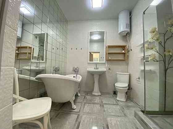 Оренда Квартира 2-кімнатна, 5/32 поверх на ул. Саксаганского Київ