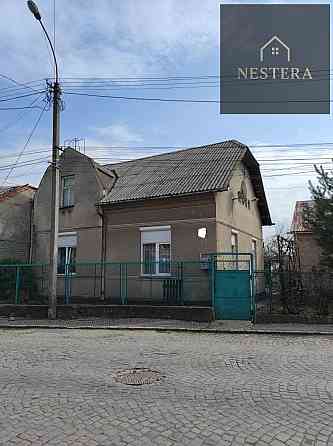 Продаж Будинок 4-кімнатний на Українська вул., 48 Ужгород
