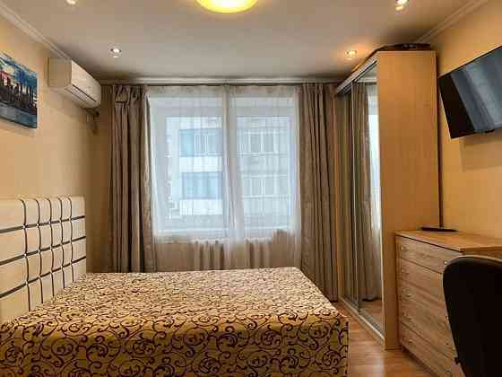 Оренда Квартира 2-кімнатна, 9/9 поверх на Виктора-Яморли, 6/9 Kiev