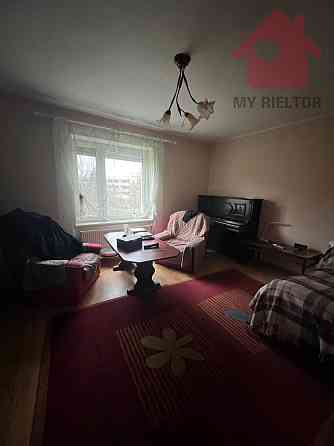 Продаж двокімнатної квартири з ділянкою по вул.Висока Uzhhorod