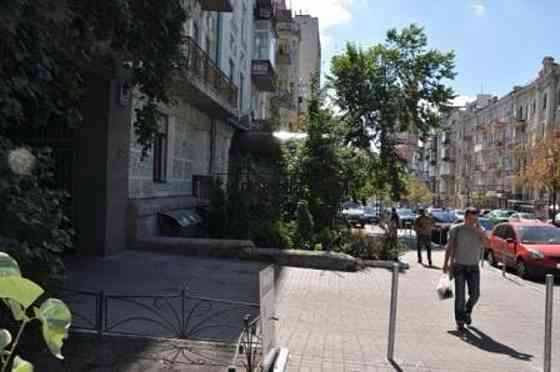 Оренда офісне приміщення на Шота Руставели ул. поверх - 1/5 Київ