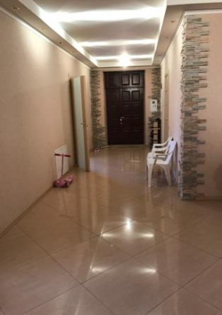 Новый двухэтажный дом на Слободке. Одесса