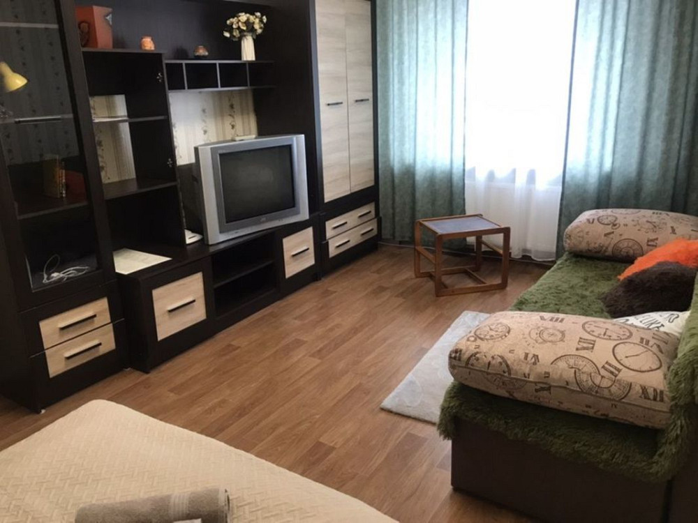 Оренда Квартира 1-кімнатна, 17/25 поверх на Чавдар, 9 Киев - изображение 1