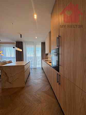 Продаж Квартира 3-кімнатна, 8/9 поверх на Легоцького Ужгород