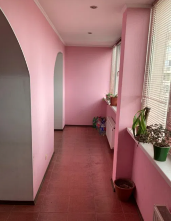 Трехкомнатная квартира на улице Пишоновской Odessa