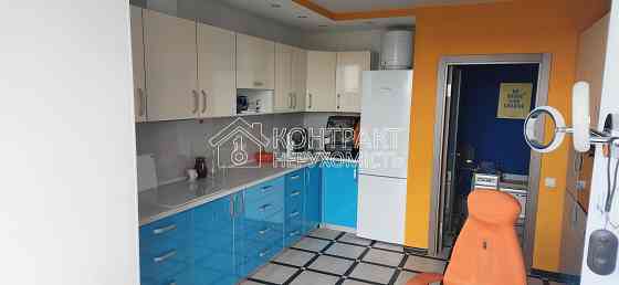 Оренда Квартира 3-кімнатна, 8/9 поверх на вул. Роганська Харків