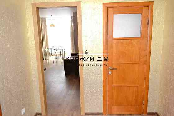 Продаж 1-но к.кв. по вул. Драгоманова, метро Позняки в Дарницькому р-ні. Код об'єкту №: 21145012 Київ