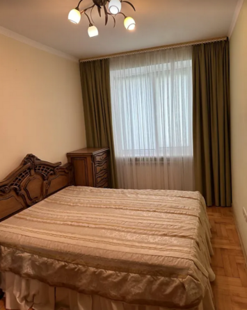 Продаж 4к квартири 102 кв. м на вул. Золотогірська Тернопіль