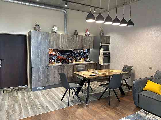 Продаж Квартира 1-кімнатна, 2/10 поверх на Берестейський вул., д. 42 Киев