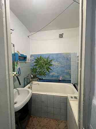 Продаж Квартира 3-кімнатна, 2/2 поверх на вул. Дворецька Ровно