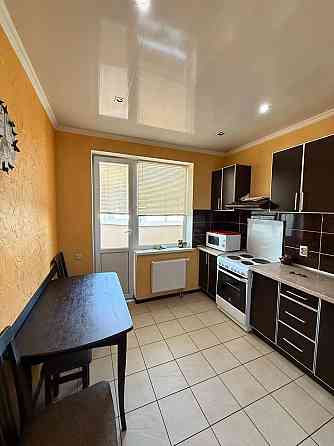 Оренда Квартира 1-кімнатна, 24/26 поверх на Драгоманова, 6/1 Киев