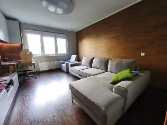 For rent 3-room Apartment 70 sq.m Генерала Свободи 7 Uzhhorod