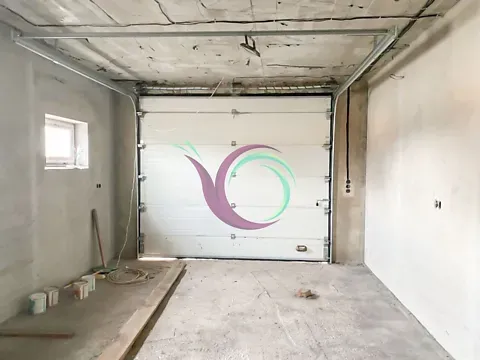 For sale 2-storey   220 sq.m 6 rooms at Соборності вулиця  - photo 19