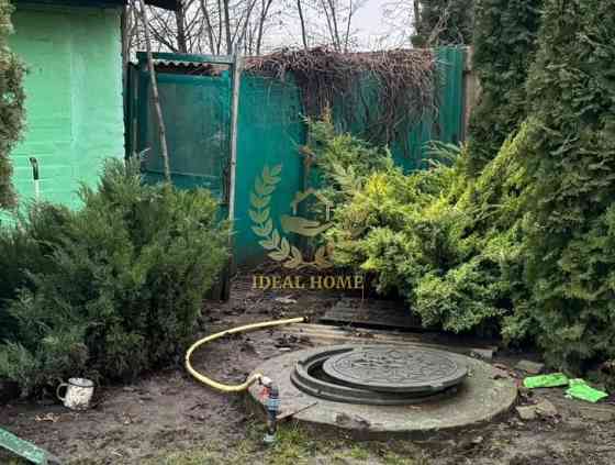 Продаж Будинок 4-кімнатний на Полевая ул., 11 Слобода