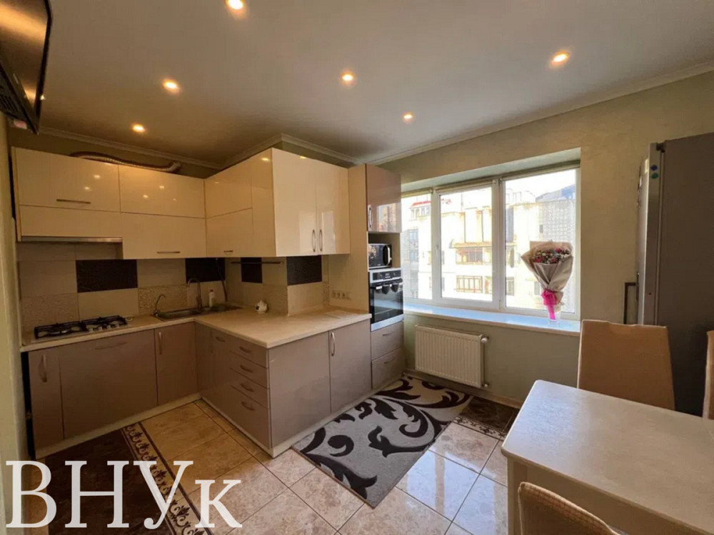 Продаж Квартира 3-кімнатна, 6/10 поверх на вул. Вернадського Львів - фото 1