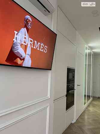 Продаж Квартира 3-кімнатна, 18/25 поверх на Вишгородська вул., 45/13 Киев