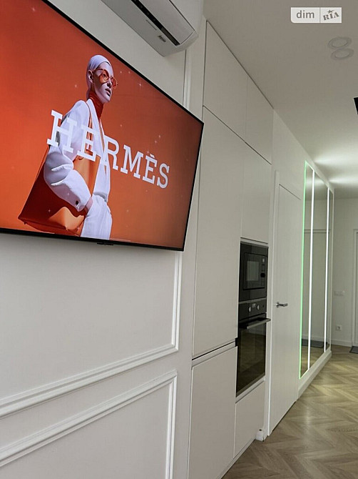 Продаж Квартира 3-кімнатна, 18/25 поверх на Вишгородська вул., 45/13 Киев - изображение 2