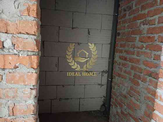 Продається квартира в ЖК "Нові Теремки" в новому будинку 