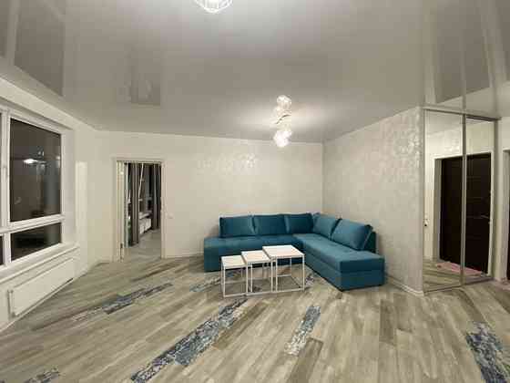 Оренда Квартира 2-кімнатна, 22/24 поверх на ул. Заречная, 1б Киев