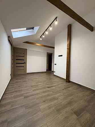 Продаж Квартира 4-кімнатна, 7/7 поверх на вул. Підгірянки М. Івано-Франківськ