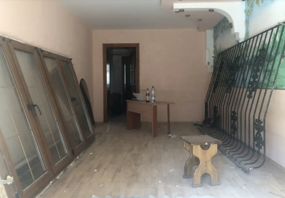 Здається комерційне приміщення на вул. Гуго Коллонтая, площа 78.5 кв.м Тернопіль