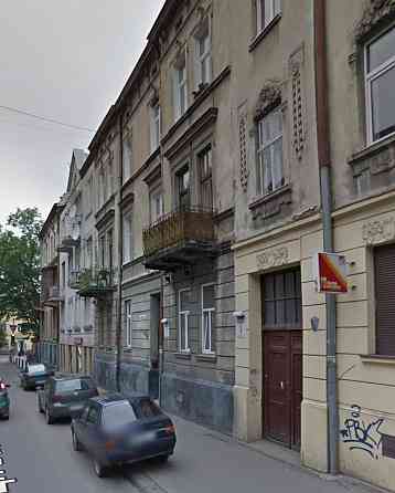 Продаж Квартира 3-кімнатна, 3/3 поверх на вул. Васильківського Сергія Львів