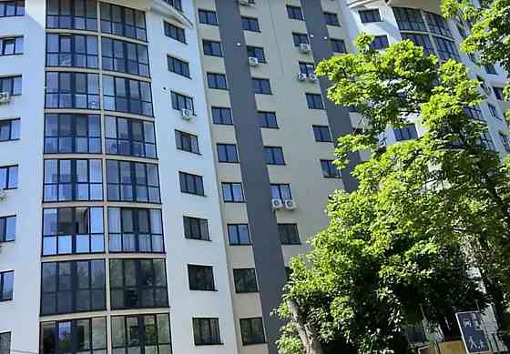 Продаж 2к квартири 73 кв. м на вул. Чумацька Ternopil'