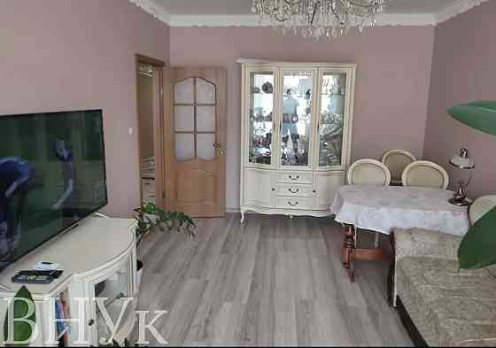 Продаж Квартира 3-кімнатна, 4/5 поверх на О Хіри, 9 Ужгород