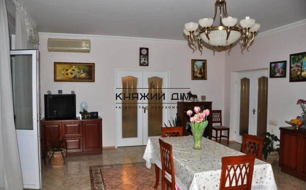 Без комісії! Простора, видова 3-х к. кв. м. Палац Україна. № 21104018 Київ - фото 2