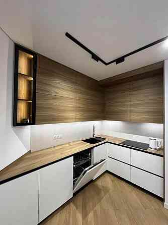 Продаж 2к Квартира 77 кв.м Чорновола пр., 77 Львів