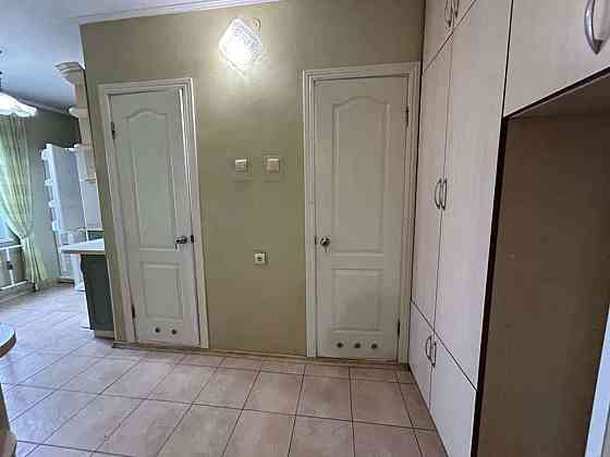 Оренда Квартира 2-кімнатна, 12/15 поверх на ул. Вишняковская, 6а Kiev