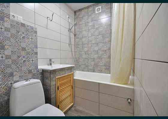 Продаж Квартира 2-кімнатна, 5/5 поверх на Мрії вул. (Академіка Туполєва) вул., д. 7 Kiev