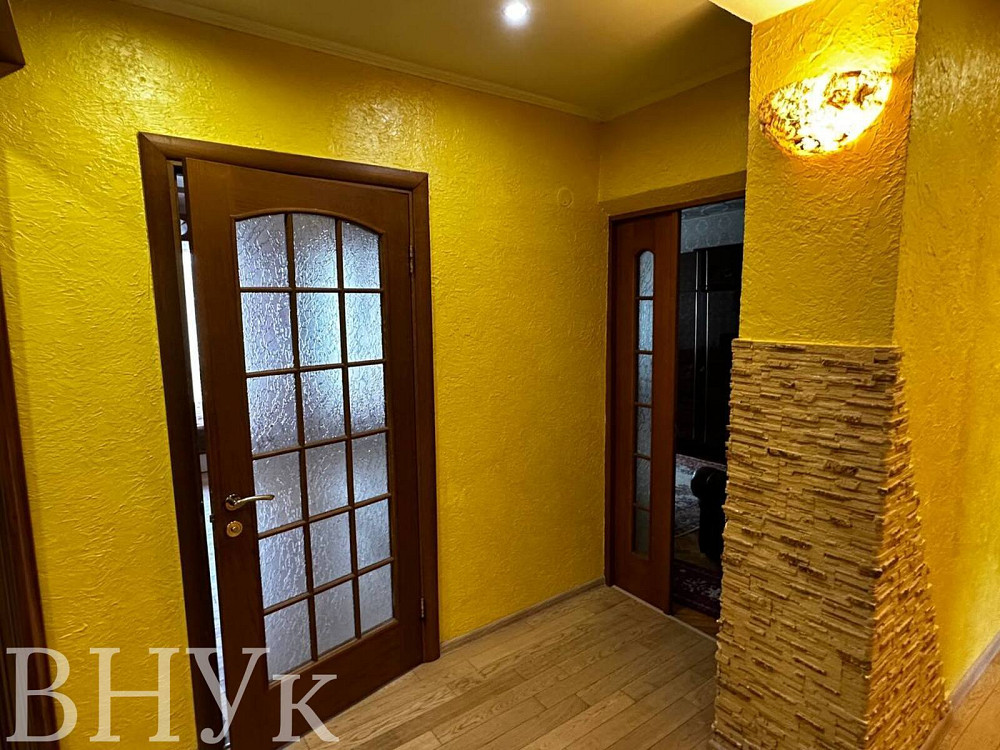 Продаж Квартира 3-кімнатна, 5/5 поверх на бульвар Героїв Крут Чернівці - фото 4