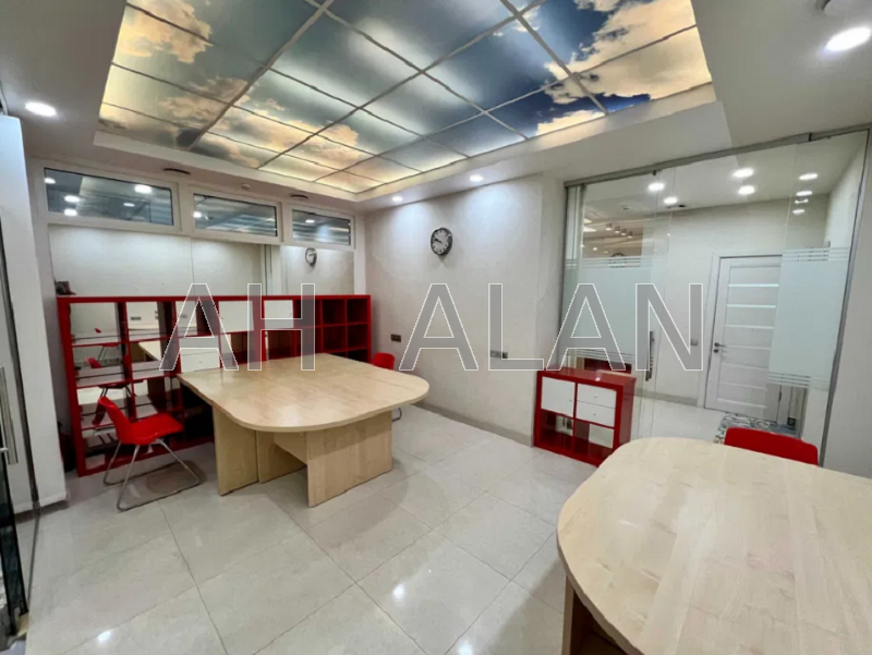 Оренда Будинок 3-кімнатний на Євгена Коновальця вул., 32Б Київ - фото 1