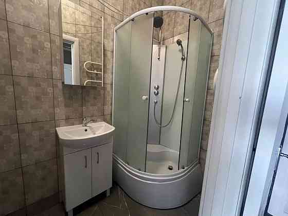 Оренда Квартира 1-кімнатна, 3/27 поверх на Брожка, 70 Киев