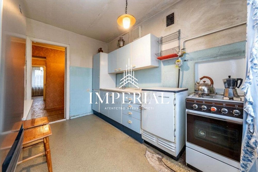 Продаж Квартира 3-кімнатна, 4/5 поверх на вул. Зеленого Клину Киев - изображение 2