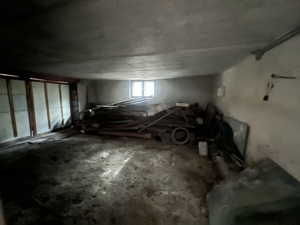 Продаж 3-поверховий Будинок з ділянкою 28 сот 230 кв.м 4 кімн. на Районна вул. Малечковичі - фото 15